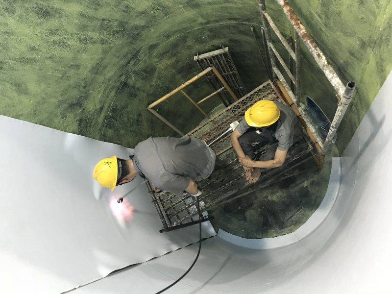 某國有大型稀土集團(tuán)公司現(xiàn)場(chǎng)鋼襯四氟項(xiàng)目